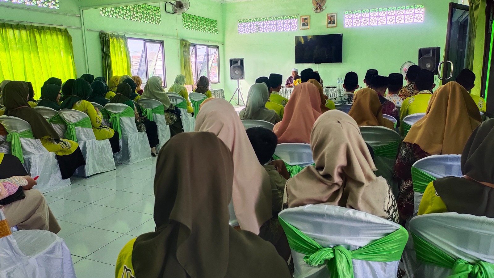 Gambar pendukung Tausiyah Rutin Pengasuh Yayasan Ar-Roudhoh Perkuat Spiritualitas dan Evaluasi Lembaga
